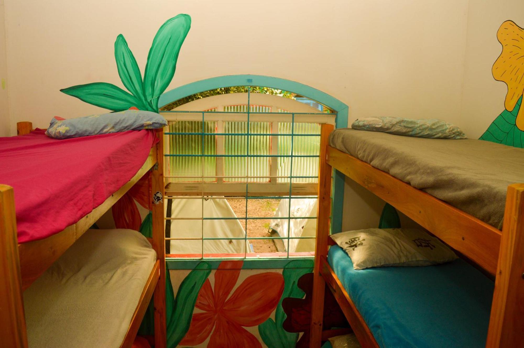 Hostel Tropico De Capricornio - Itagua อูบาตูบา ห้อง รูปภาพ